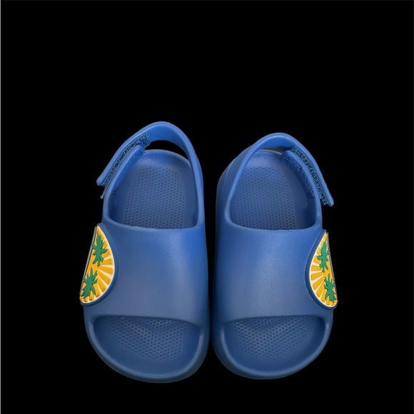 Kids crocs - Picture 1 of 2